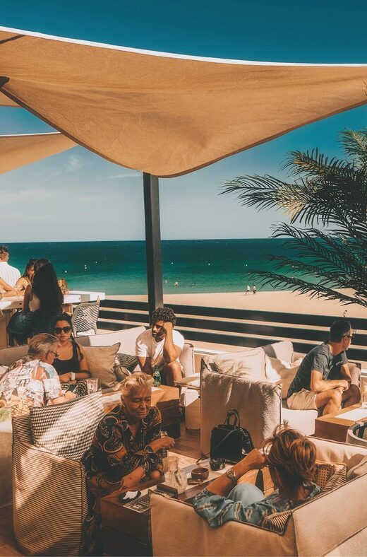Le Pub Del Mar, dépaysement garanti face à la Méditerranée